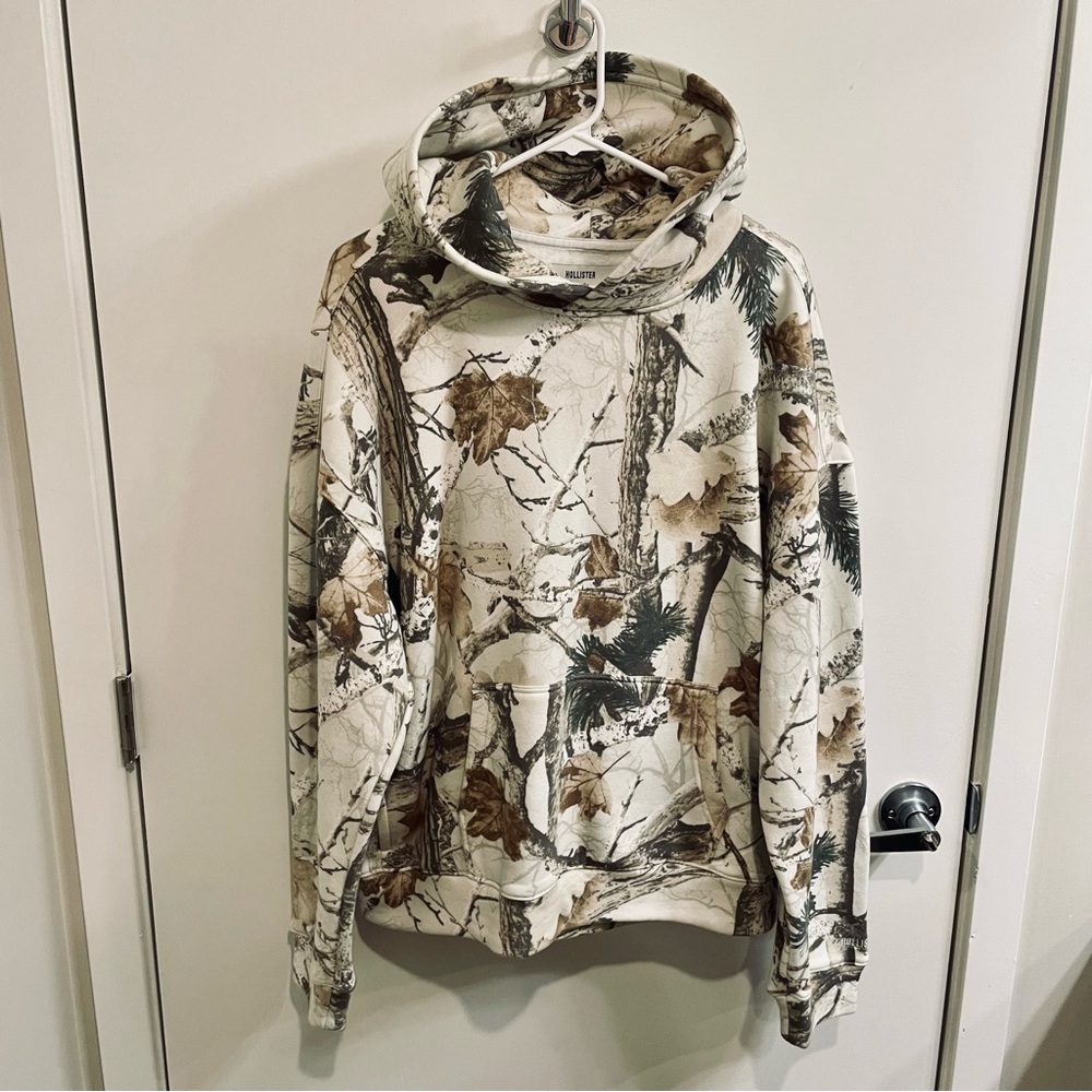 Hollister Real Tree Forest Camo Boxy Hoodie